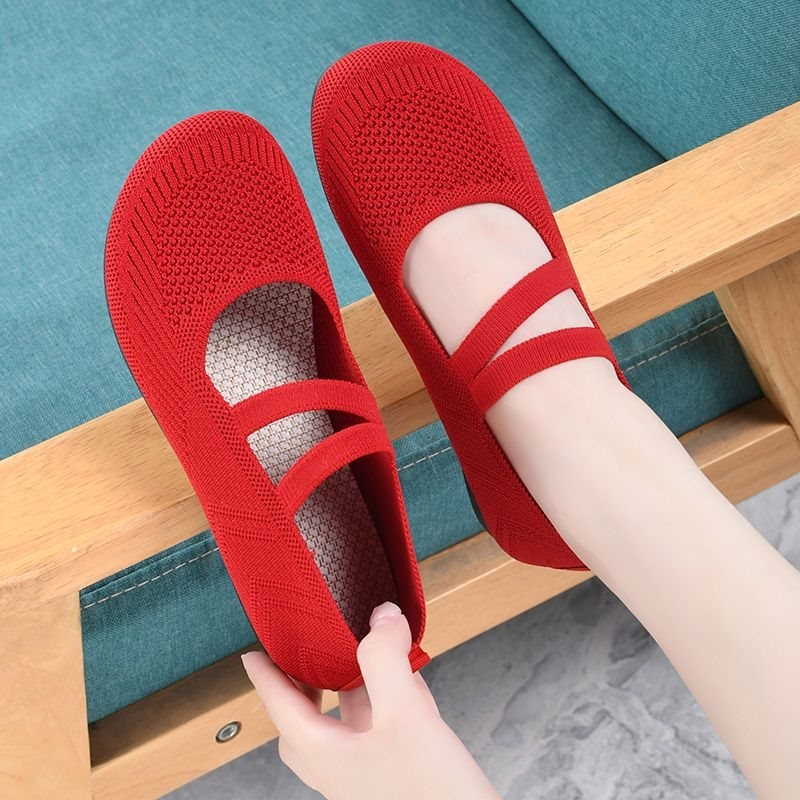 Rokdarbiem austas vīriešu kurpes ar tīkla augšpusi, PU zole, smailais purns, plakana papēža