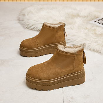 Ženske zimske čizme za snijeg s fleecem i bočnim zatvaračem, gornji dio nubuk kože, PU đon, srednja visina potplata, Martin stil, zima 2025