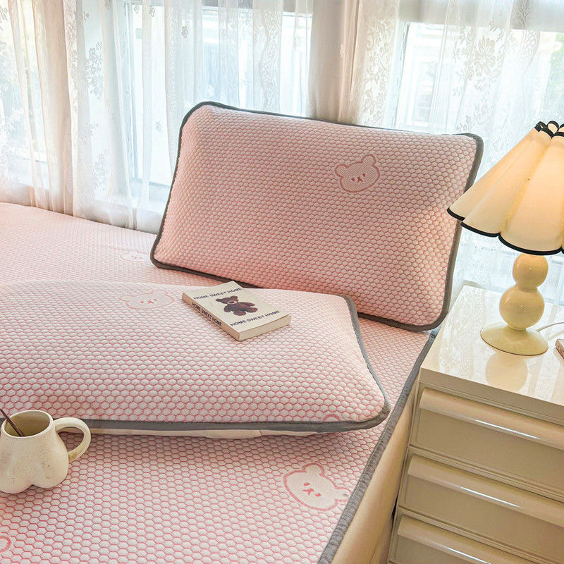 Jastučnica Unique — Jacquard tkanina, 100% poliester, obojani materijal, moderan minimalistički stil