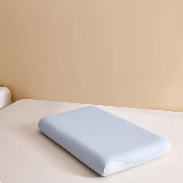 Jastučnica – 85% pamuk, 15% poliester; twill tkanina; reaktivno bojanje; moderan minimalistički stil; premium proizvod