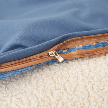 Nordic Chenille párna belső maggal – PP gyapot töltet, növények és virágok mintázat, össztömeg 575 g