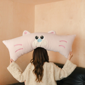 Párna biopamut fleece borítással, töltet toll-pamut, hímzett és quiltelt karikatúra állatos mintával, testreszabható hímzés