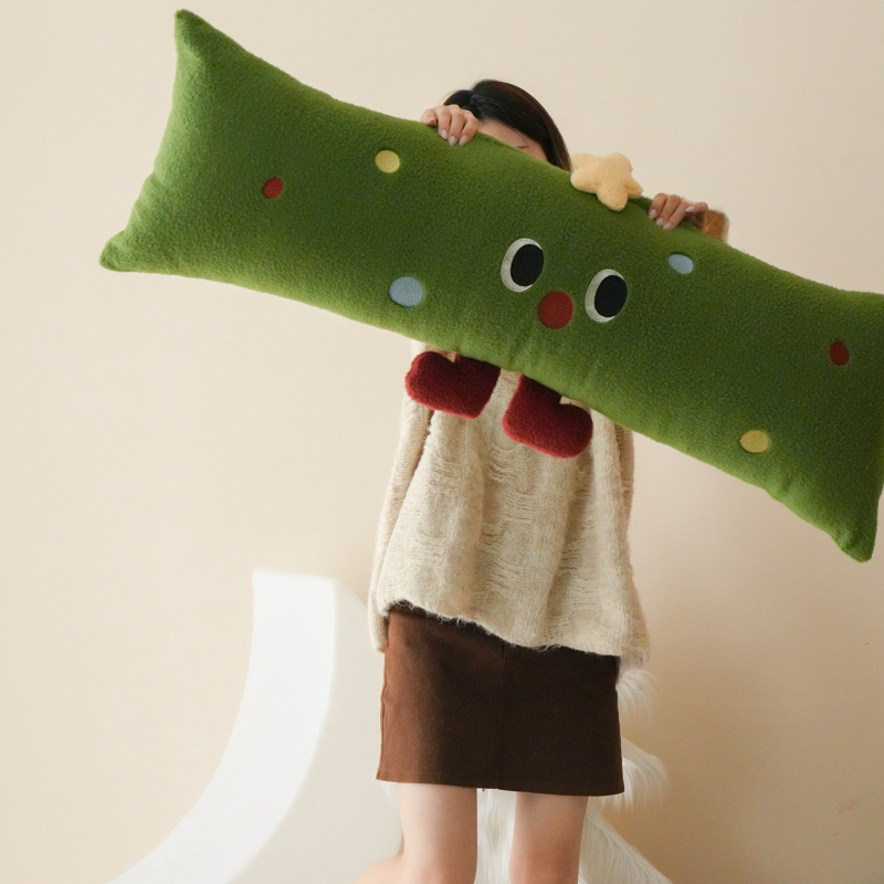 Párna biopamut fleece borítással, töltet toll-pamut, hímzett és quiltelt karikatúra állatos mintával, testreszabható hímzés