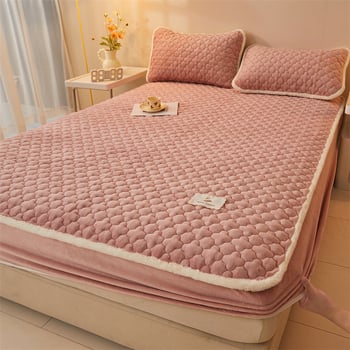 Elastični plaht s plišanim velurom, prešiveno, protuklizno, reaktivno bojanje, moderan stil
