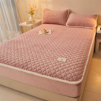 Elastični plaht s plišanim velurom, prešiveno, protuklizno, reaktivno bojanje, moderan stil