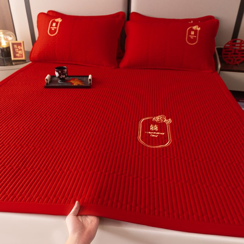 Elastična plahna s quiltiranom zaštitom madraca, periva pamuk, vezenje, reaktivno bojanje, prilagodljivo, novi kineski stil posteljine