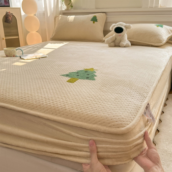 Navlaka za madrac od mliječnog velūra, debeli, quilted, protuklizna, potpuno obuhvaća madrac za krevet od 1,5 m (jesen-zima)