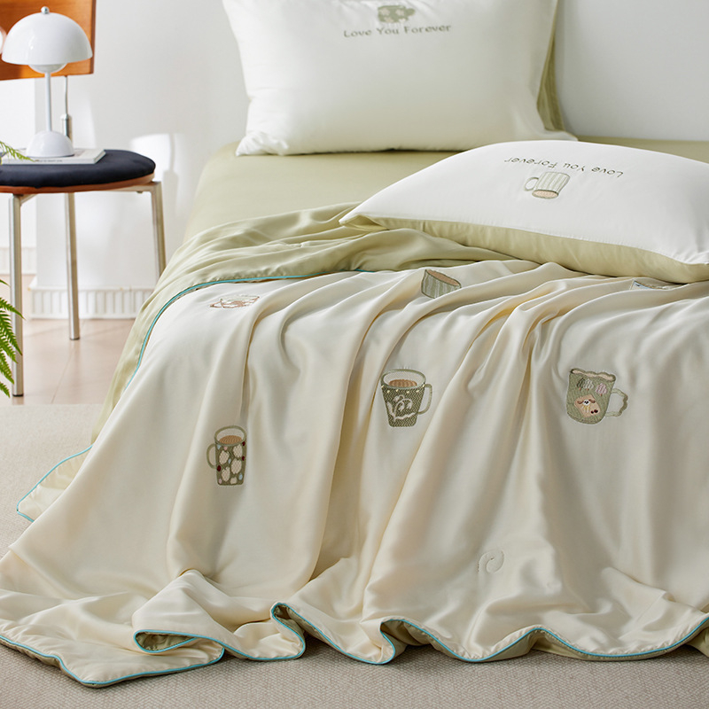 Lyocell vasaros antklodė motinai ir kūdikiui su sojų pluošto įdaru, reaktyvus spausdinimas ir dažymas, siuvinėjimas ir quiltavimas — lengvas prabangos stilius