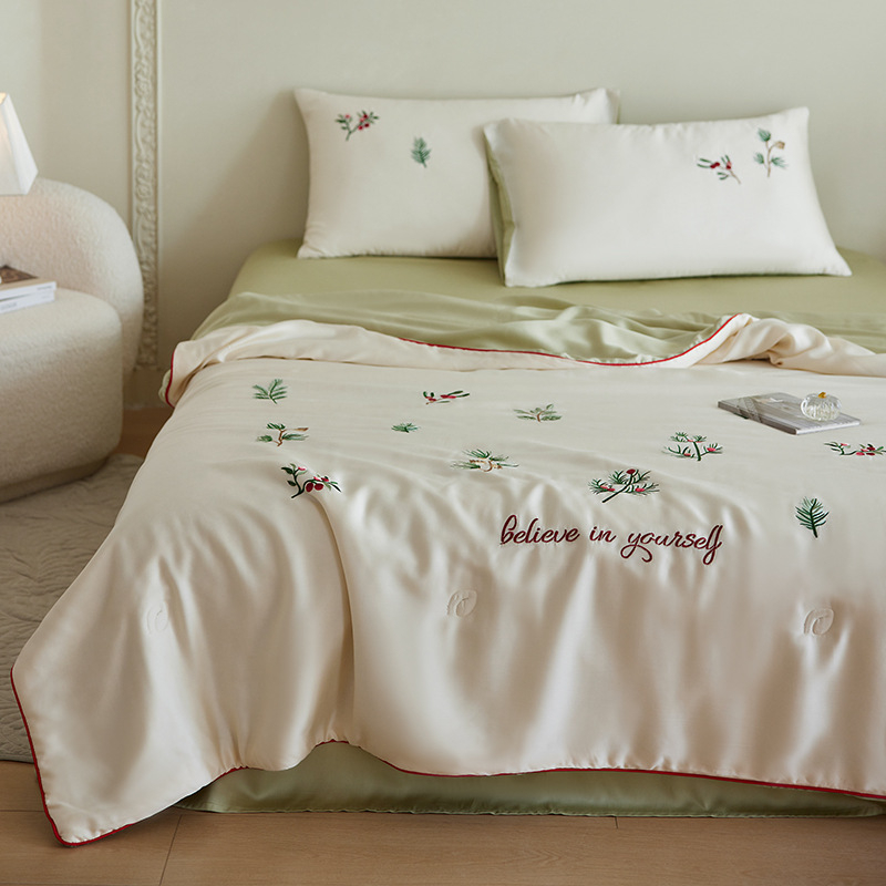 Lyocell vasaros antklodė motinai ir kūdikiui su sojų pluošto įdaru, reaktyvus spausdinimas ir dažymas, siuvinėjimas ir quiltavimas — lengvas prabangos stilius