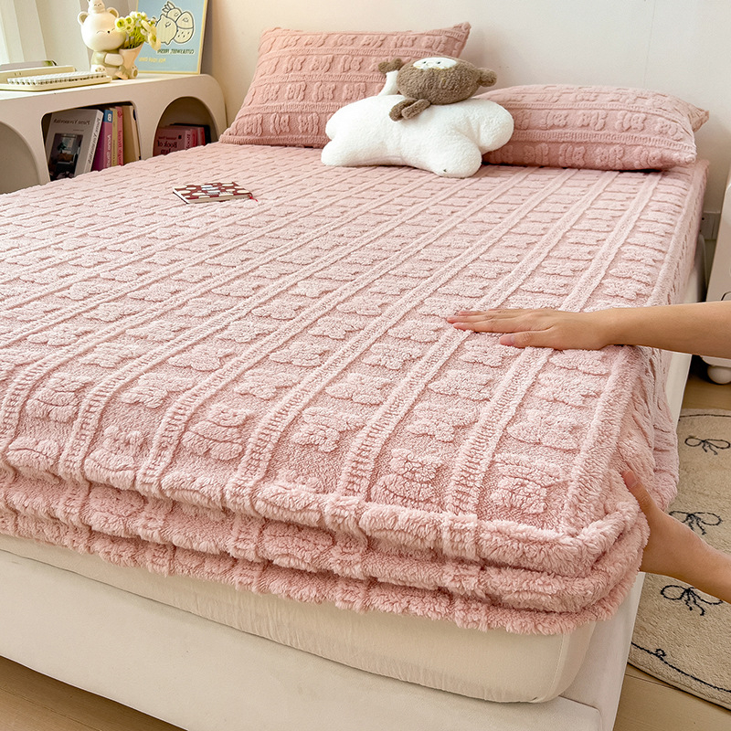 Чаршаф с ластик, milk velvet jacquard, полиестер, реактивно боядисване, едноцветен модел, тегло 1500–2000 g