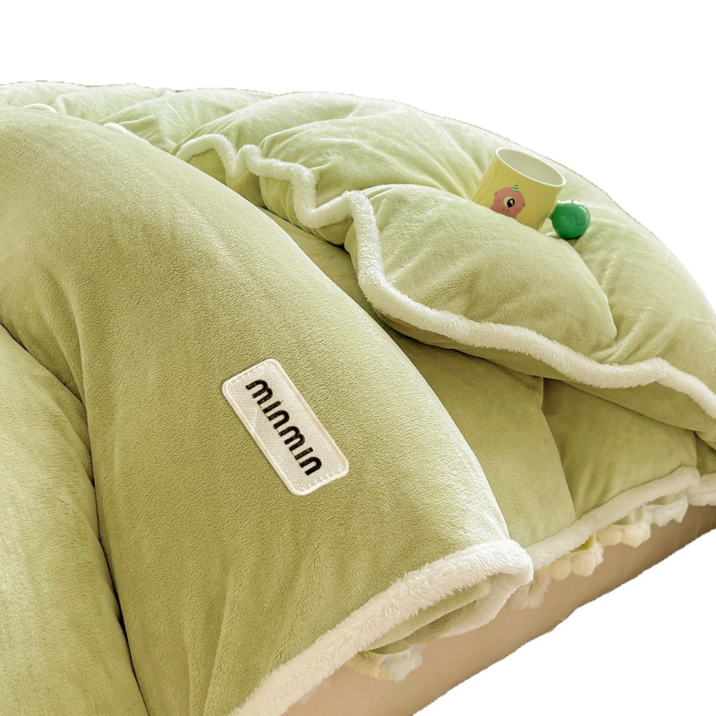 Piimveluurist voodipesukate – 3-osaline komplekt, reaktiivne värvimine, trükitud kude, kaal 300–500 g, kaasaegne minimalistlik stiil