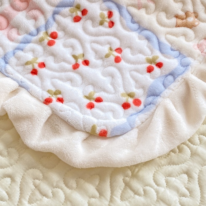 Prekrivač za krevet od mliječnog velura s punjenjem od pamuka, zimska toplina, koralni flis, tatami stil, protuklizno, zadebljano, čipkaste plahtice – trodjelni set