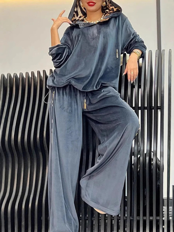 Ženski dvodijelni set: hoodie s kapuljom i hlače s leopardim uzorkom, poliester, digitalni tisak, proljeće 2025