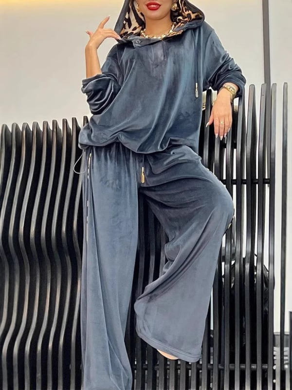 Ženski dvodijelni set: hoodie s kapuljom i hlače s leopardim uzorkom, poliester, digitalni tisak, proljeće 2025