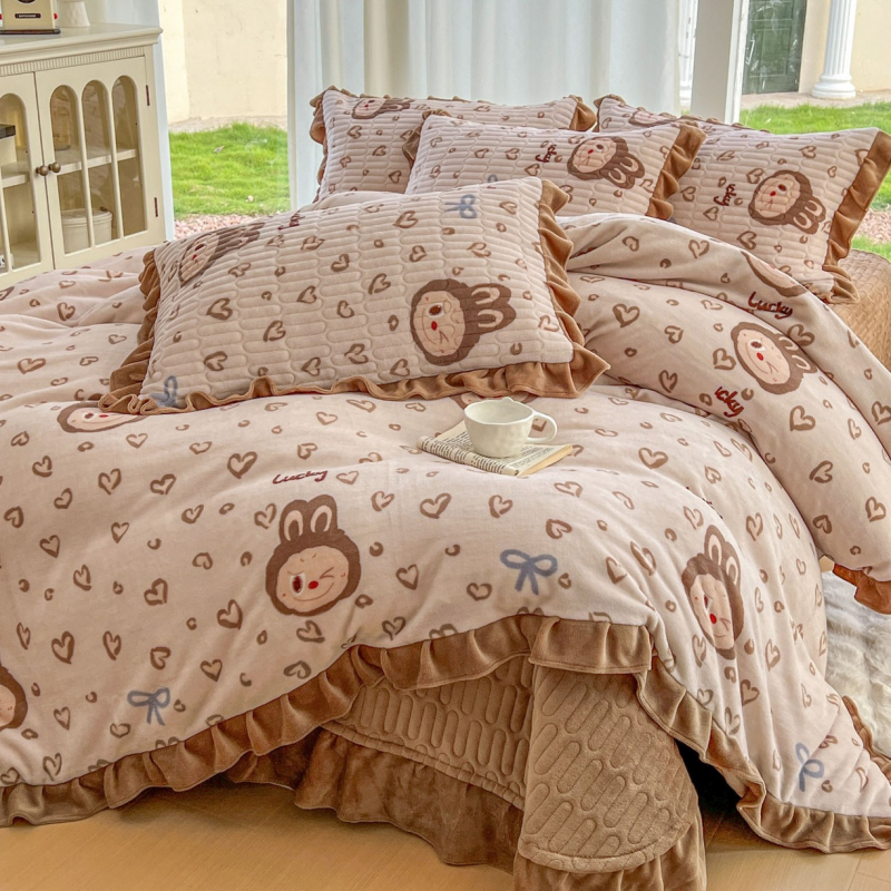 Milk Velvet prešivani set za krevet – Korejski stil, 4 dijela, 4500–5000 g, Uzorci: srca/geometrija/crtani/biljke, Zima i jesen toplina