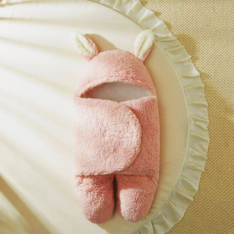 Beebide magamiskott, karikatuuristiiliga, kviltkangas 100% puuvill, täidis: puuvill (Mudel 1009126762)