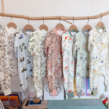 Hárrétegű bambuszrost alvózsák babáknak és kisgyermekeknek, különálló láb dizájn, rúgás elleni védelem