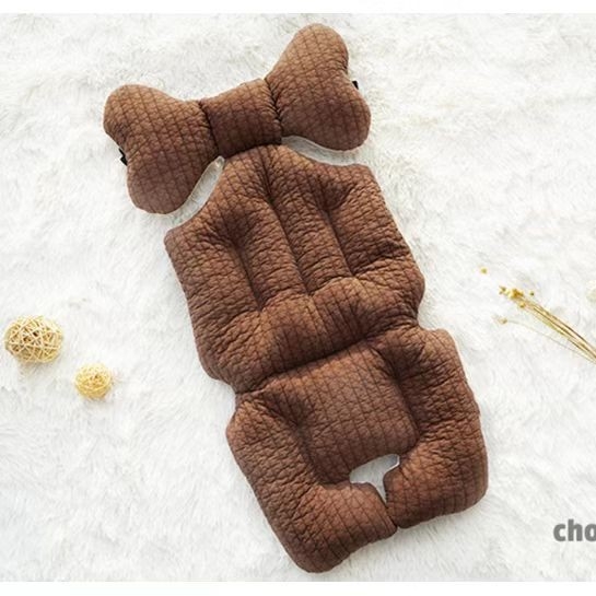 Zīdaiņa ratiem un ēdināšanas krēsla sēdekļa spilventiņš, elpojošs kokvilnas tīkla materiāls; piemērots 0–3 gadu vecumam; pielāgošanas iespēja