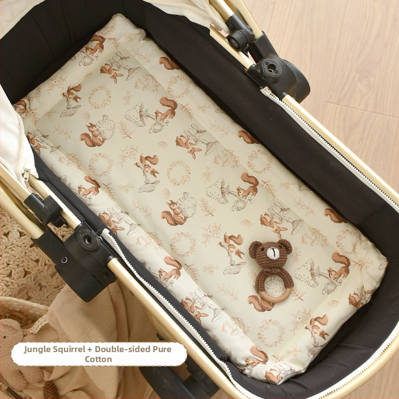 Ratiņu spilvens – 100% kokvilna, rudens–ziemas biezinājums, piemērots 0–2 gadus veciem