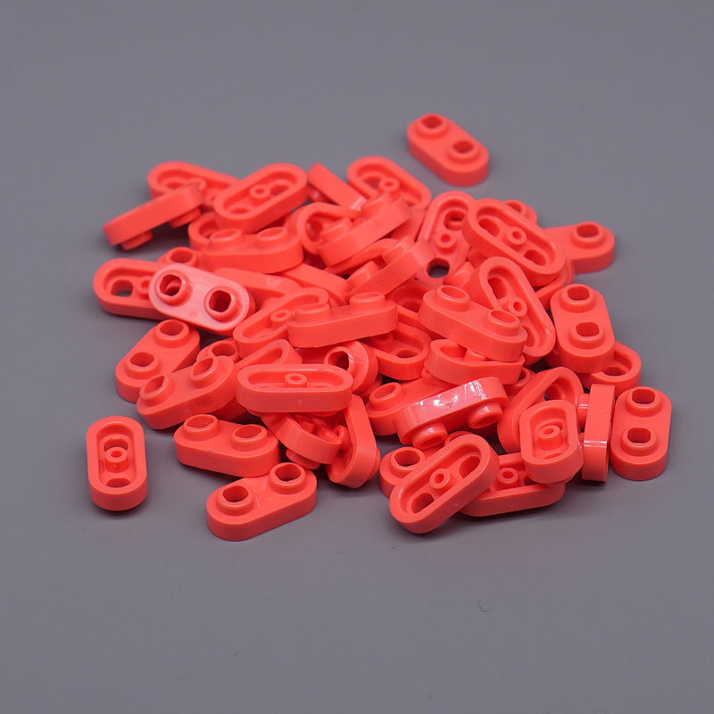 Ръчно изработена конструкция с малки части: овална плоча с две дупки и заоблени ъгли, пластмасова, съвместима с 35480 компоненти, за възраст 15–35 години