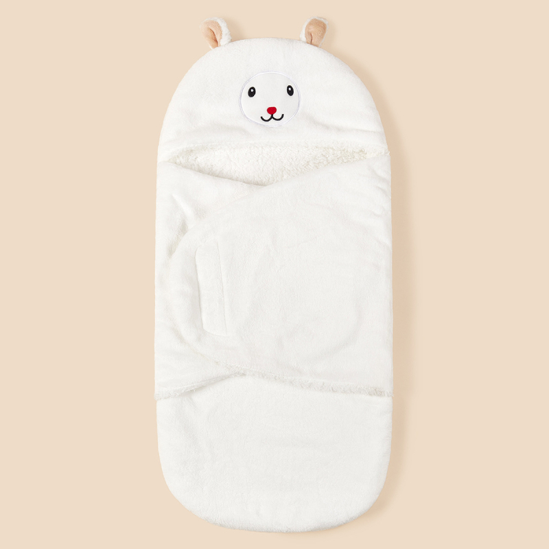 Guļammaiss zīdaiņiem, kokonu stilā, flaneļa audums, poliestera-kokvilnas pildījums, dzīvnieku raksts, vecums 0–1 gads.