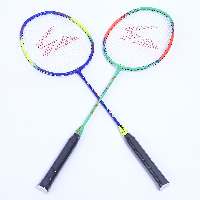 Set badminton raketa – okvir od aluminijskog legura, najlon niti, težina 95–100 g, debljina drške G4, 2 komada