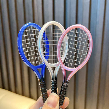 Woan Цветен ключодържател за тенис с карабинер – ABS материал, карикатурен стил, за чанта/раница