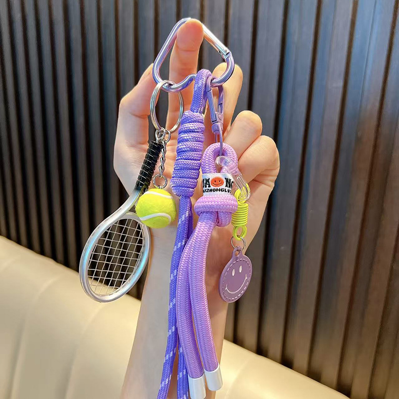Woan Цветен ключодържател за тенис с карабинер – ABS материал, карикатурен стил, за чанта/раница