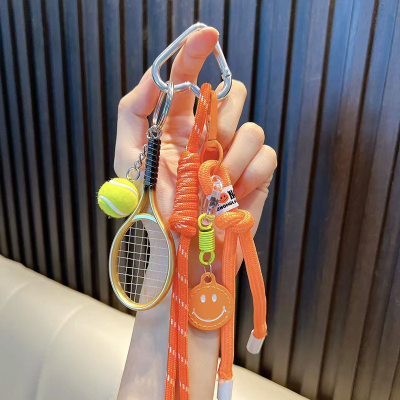 Woan Цветен ключодържател за тенис с карабинер – ABS материал, карикатурен стил, за чанта/раница