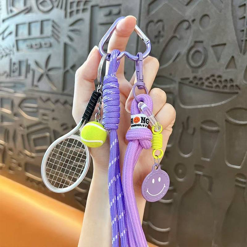 Ključevni privjesak s tenis temom, sportska serija, sladak stil (ABS materijal, poklon za vjenčanje, rođendan, završetak studija)