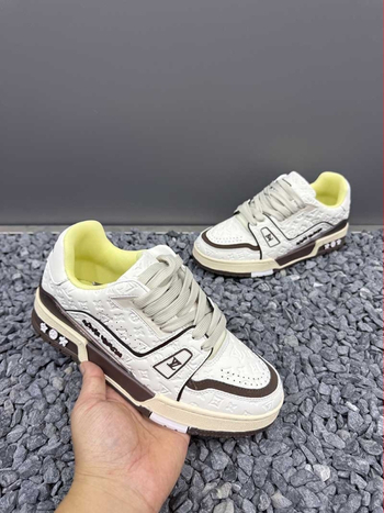 Unisex tenisice s gornjim dijelom od mikrovlaknaste kože, gumena potplata, vezanje, niski vrh, ležerni stil