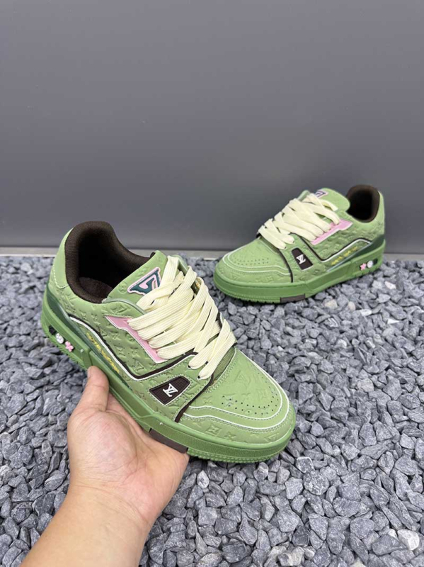 Unisex tenisice s gornjim dijelom od mikrovlaknaste kože, gumena potplata, vezanje, niski vrh, ležerni stil