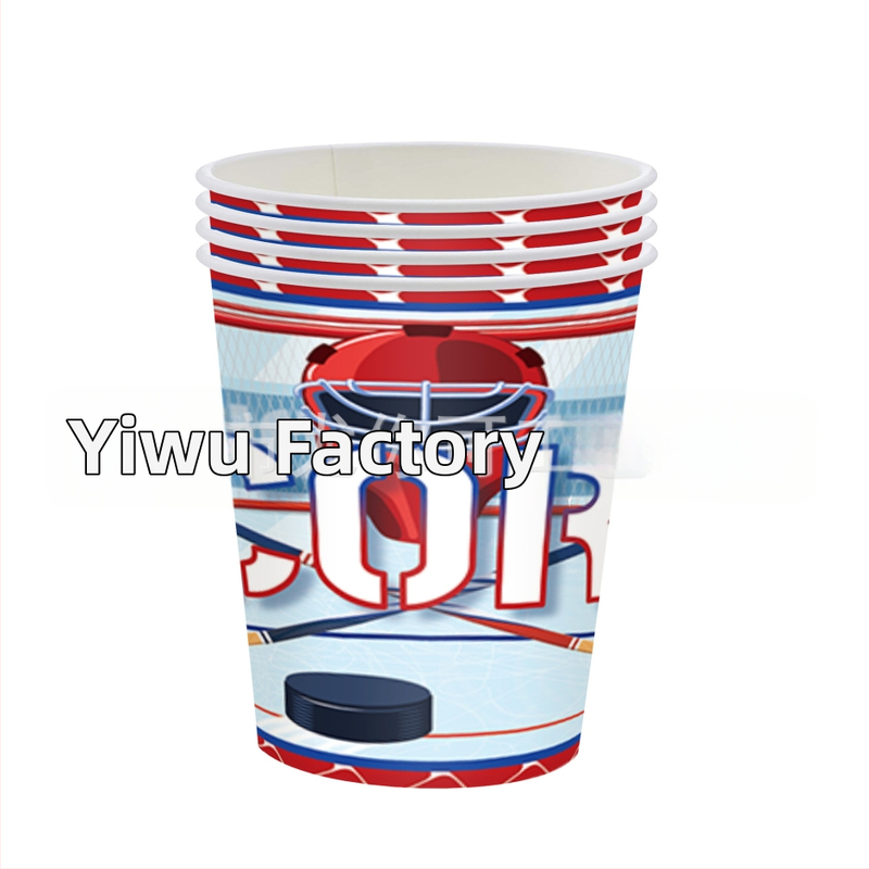 Ledus hokeja dzimšanas dienas galda piederumi – papīra šķīvji, salvetes, galdauts; hokeja tēma