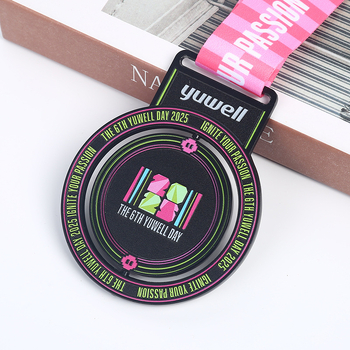 Medaļa – cinka sakausējums, personalizējama ar logotipa drukāšanu, zeltītais pārklājums