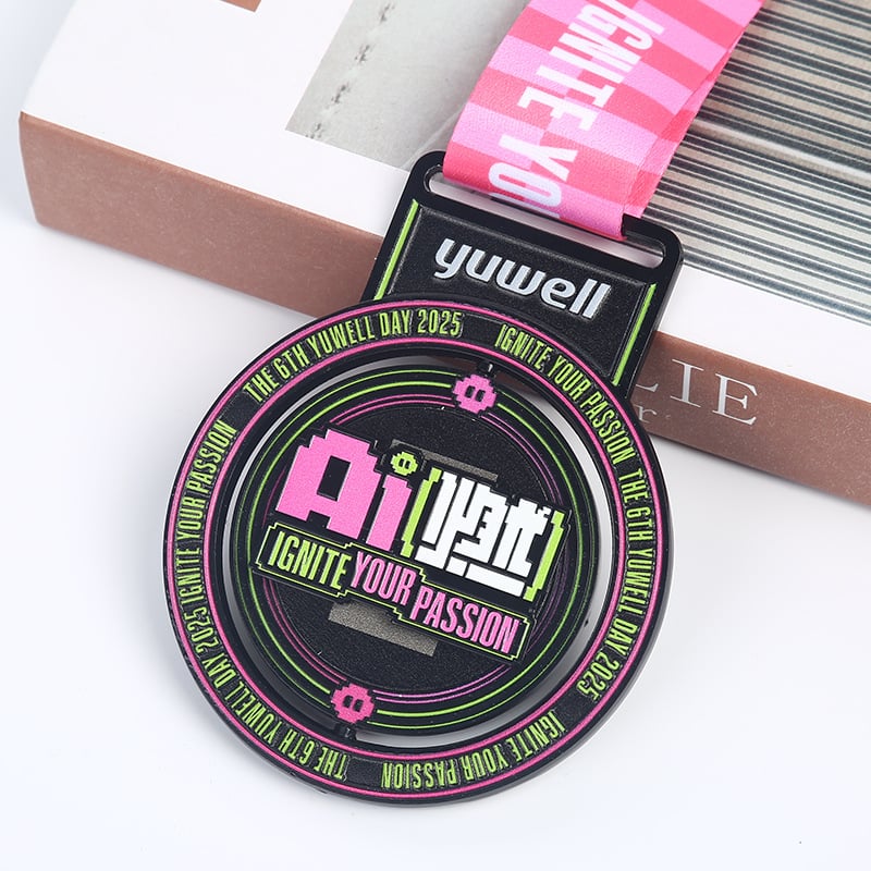 Medaļa – cinka sakausējums, personalizējama ar logotipa drukāšanu, zeltītais pārklājums