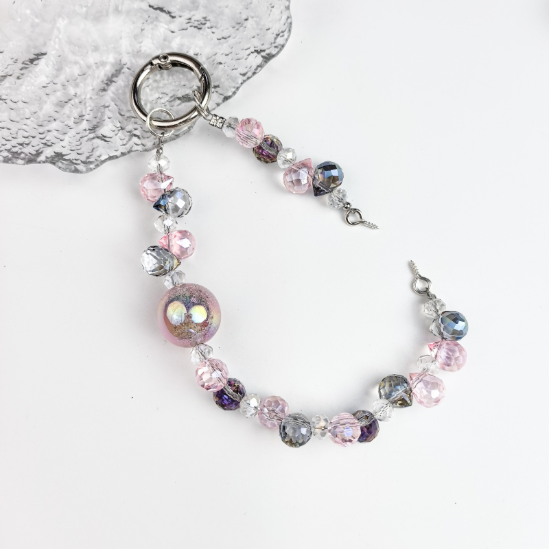 Kristāla telefona ķēde ar zemeņu pērļām, oriģinālais dizains ar atslēgas piekari, DIY draudzīgs, rudens 2025