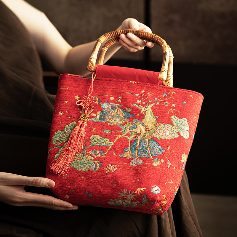 Brokato vestuvinė rankinė nacionalinio stiliaus su Can logotipu