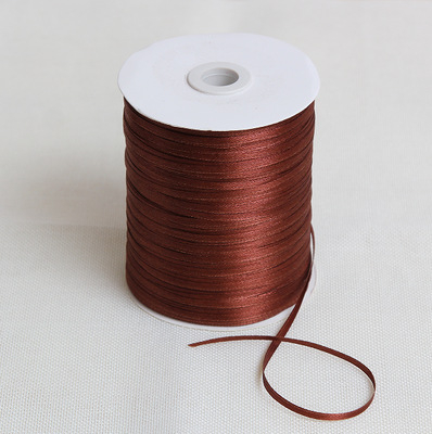 Poliesterio satino juostelė vestuvėms, dovanų įvyniojimui, gėlių įvyniojimui ir namų dekorui – aukšta kokybė