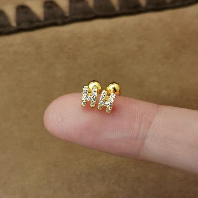 Maiya Jewelry auskarai - Titano plienas, elektroplatinė danga, gėlių forma, Korėjos stilius