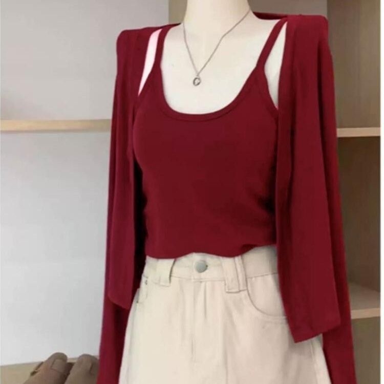 Naiste kaheosaline topi komplekt: pikkade varrukatega kardigan koos cami ja pluus-jakk, PVC kangas, kevad 2025