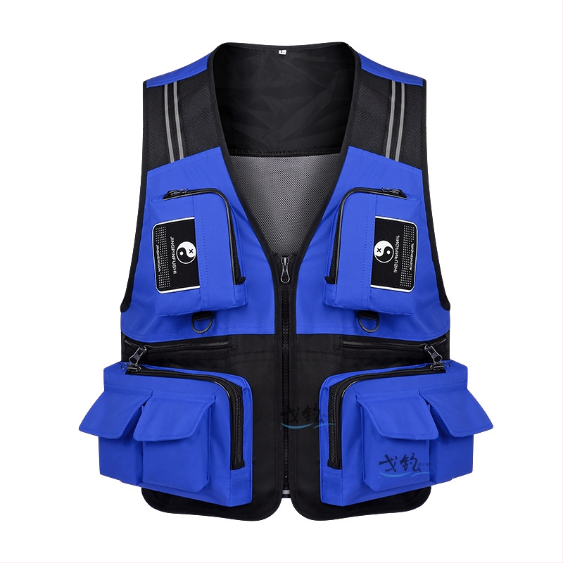 Zvejas veste ar daudzām kabatām, elpojoši sietu paneļi, noņemams elpojošs sietu prslēgs, četrsezonu poliestera audums, rāvējslēdzējs priekšā, V kakla izgriezums