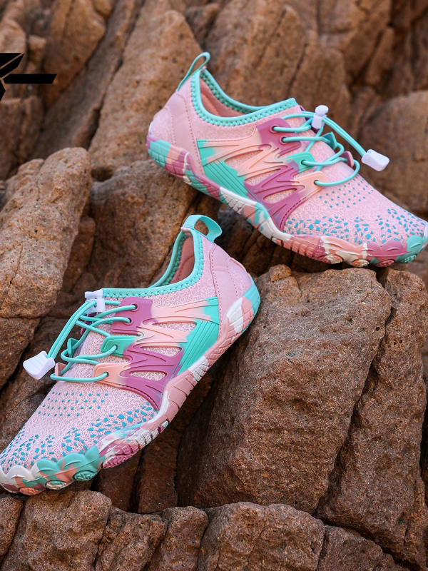 Pantofi de apă pentru pârâie - plasă pe partea superioară, uscare rapidă, respirabili, talpă antiaderentă, gleznă joasă