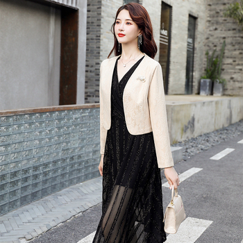 Γυναικείο δαντελένιο κοντό παλτό - Πολυεστέρας, Μονόχρωμο, Κοντό μήκος, Μακριά μανίκια, V-λαιμόκοψη, Ένα κουμπί