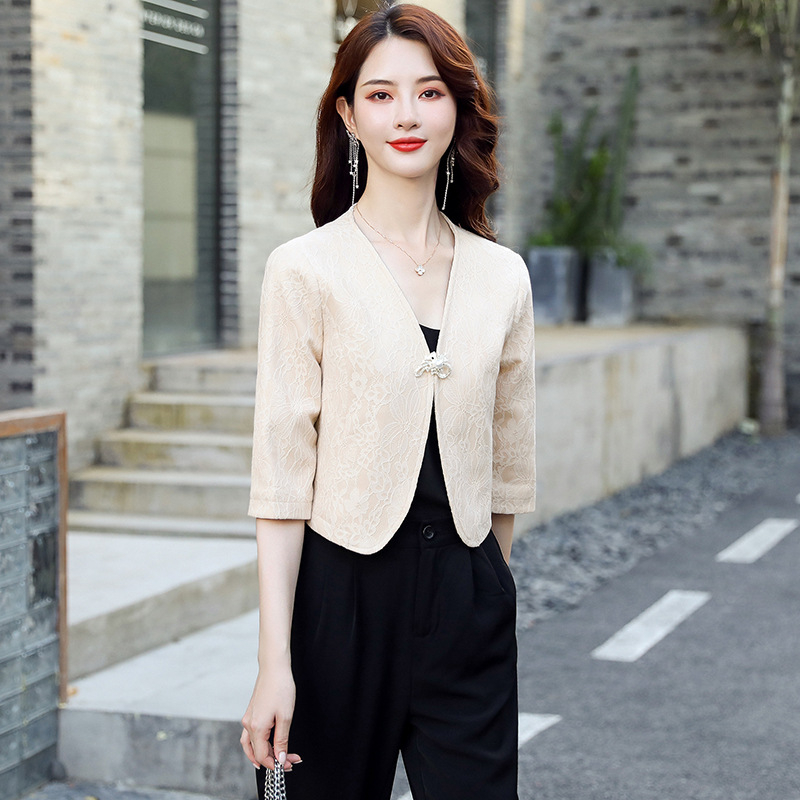 Γυναικείο δαντελένιο κοντό παλτό - Πολυεστέρας, Μονόχρωμο, Κοντό μήκος, Μακριά μανίκια, V-λαιμόκοψη, Ένα κουμπί