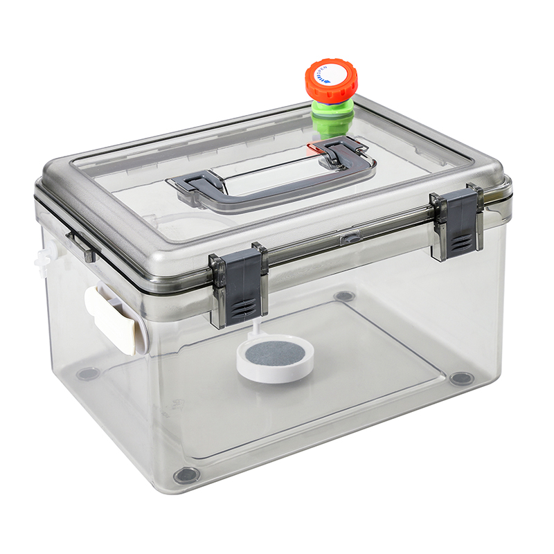 Auto montirani zatvoreni posuda za ribu za prijevoz živih riba (deblja, protiv prosipavanja) - Materijal: svila cvijet; Bruto težina: Drugo