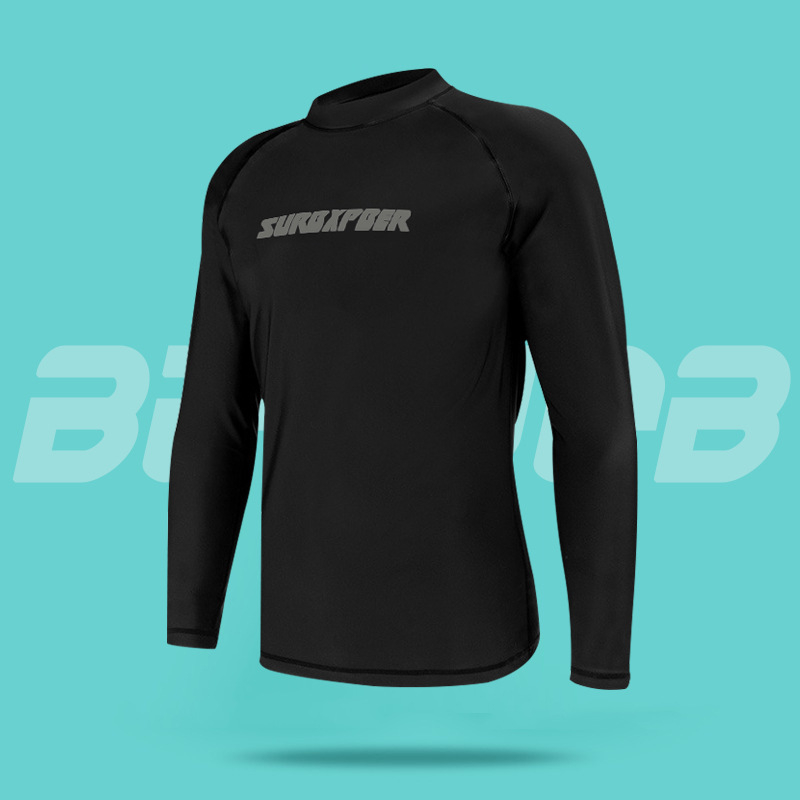 Brīvi pieguļošas pludmales šorti no poliestera ar mikroelastību, piecu gabalu garums, 75–95% saturs