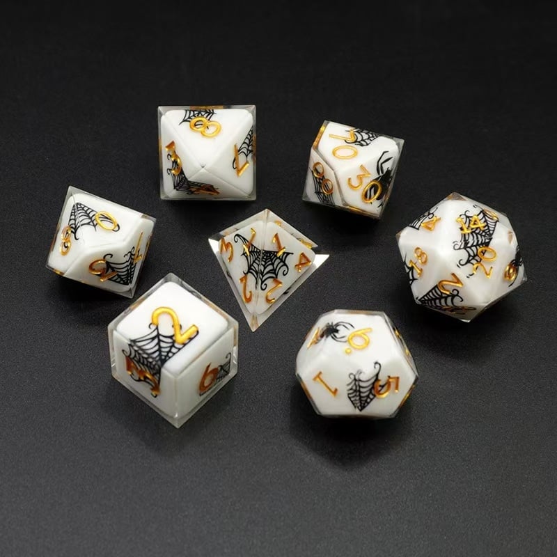 7 dalių dervinių kauliukų rinkinys su Cthulhu tema stalo RPG (D&D), įskaitant D20