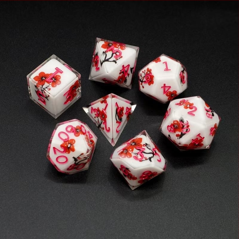 7 dalių dervinių kauliukų rinkinys su Cthulhu tema stalo RPG (D&D), įskaitant D20