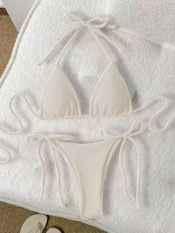 Ženski dvodijelni bikini bez leđa, s podstaknutim gornjim dijelom, tkanina Nylon 80% / Spandex 20%, podstava Spandex 20%