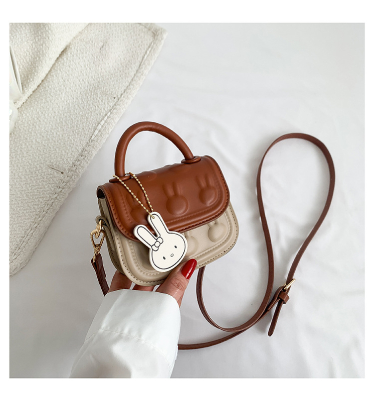 PU pečių rankinė su triušio reljefu, kvadratinė forma, korėjietiškas stilius, vasara 2023